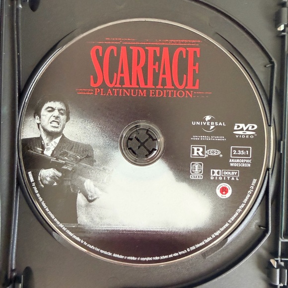Scarface Platinum Edition DVD - Picture 2 of 4